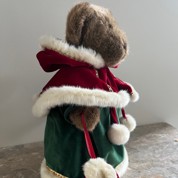 Vintage Christmas Teddy Bear on a Stand - Picture 4 of 7